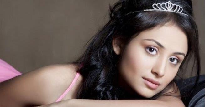 Anupriya Kapoor Instagram Laksh Lalwani Age Wiki