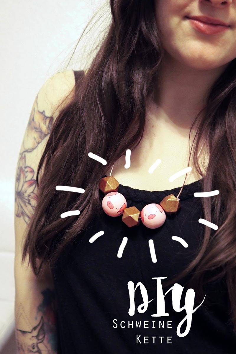 KuneCoco • DIY • Kette • Schweinchen aus Holzperlen KuneCoco • DIY • Kette • Schweinchen aus Holzperlen