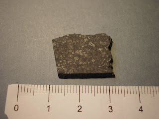 meteorito - condrita - carbonácea - CV3 - CAI - Allende