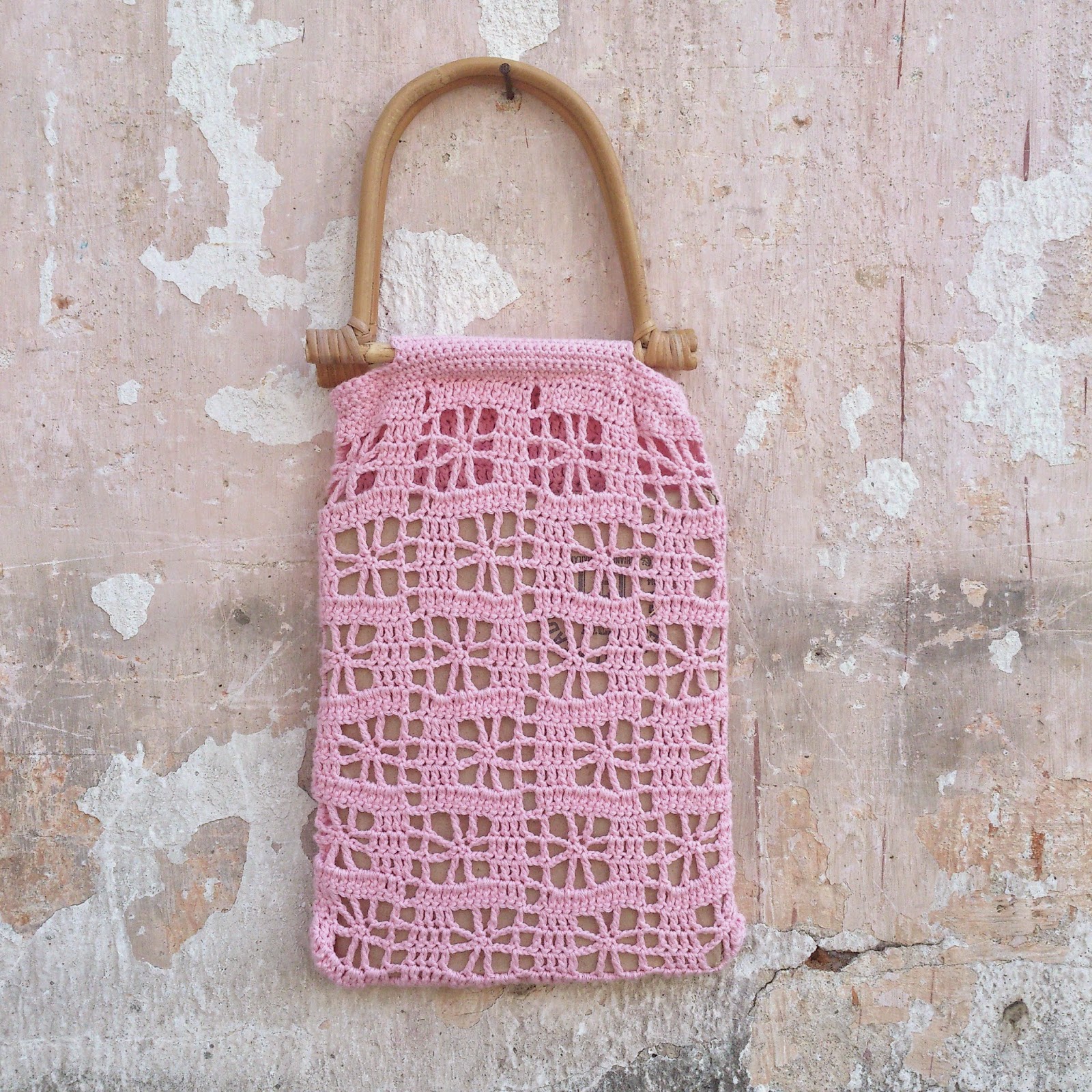 byHaafner, crochet, crochet market bag, pink, bamboo handle