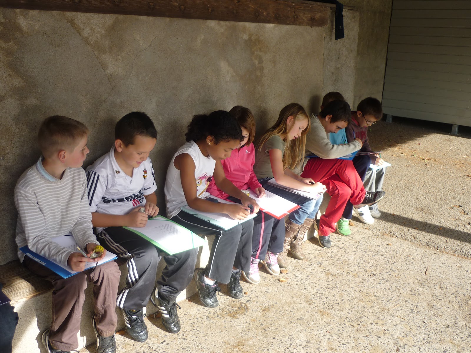 Les CE2/CM1 école Sainte-Marie La Chapelle des Marais: Mesures de longueur