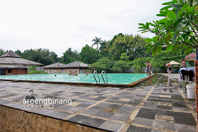 kolam renang buperta