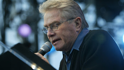 Divonis Menderita Kanker Paru-Paru Stadium 4, Luis Palau Tidak Merasa Takut atau Panik Sedikitpun, Justru Merasa Damai. "Ooh, aku tidak sabar untuk pergi ke surga"