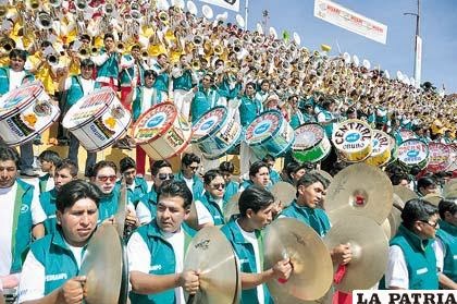 Grupos folklóricos de renombre podrían participar del XIII Festival de Bandas