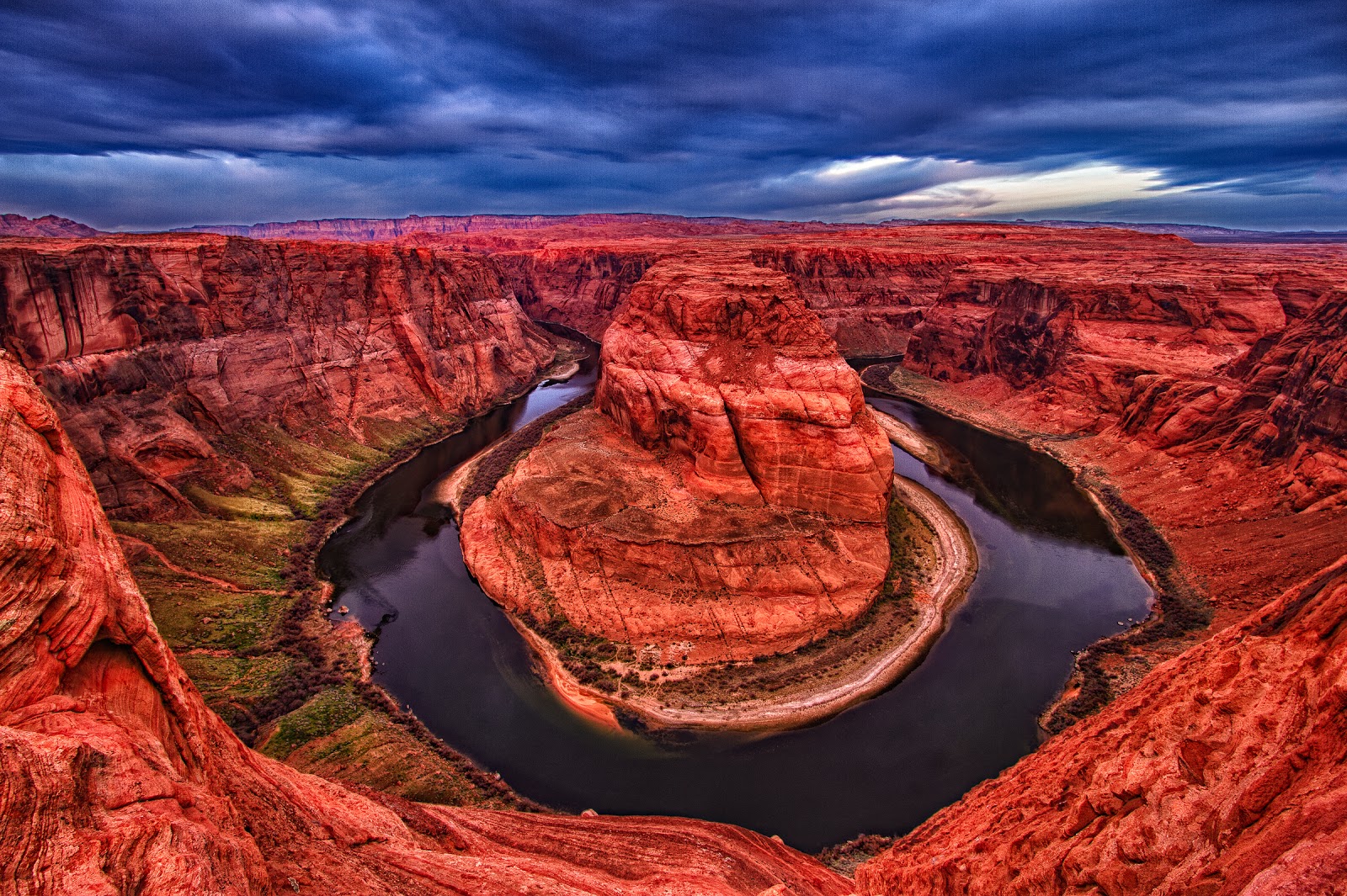 Bits from Beckmann Images Return from Las Vegas Trip Horseshoe Bend