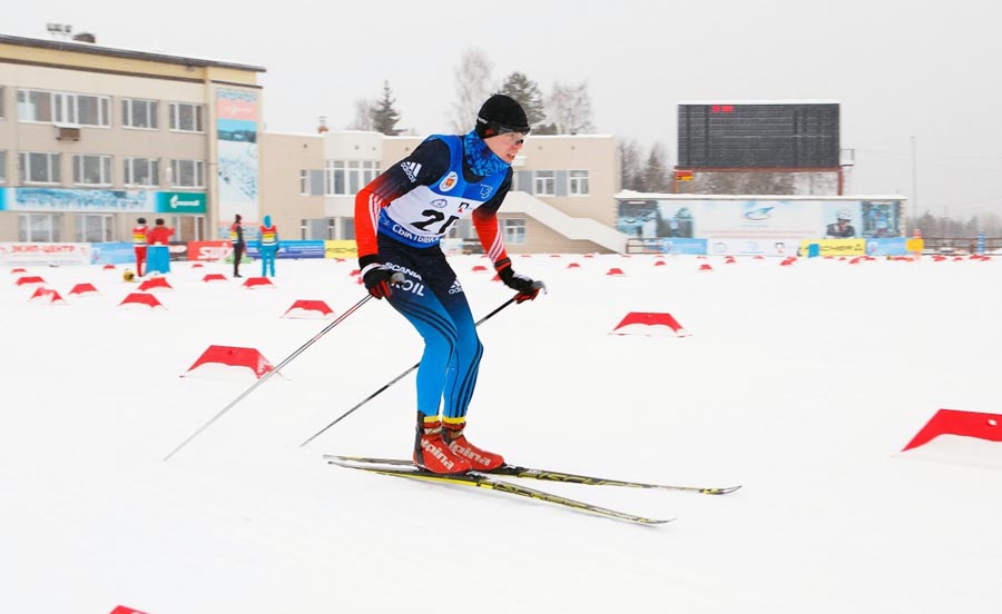 раиса сметанина лыжница с медалями. раиса петровна сметанина. раиса петровна сметанина. лыжные гонки сметанина. республиканский лыжный комплекс им.
