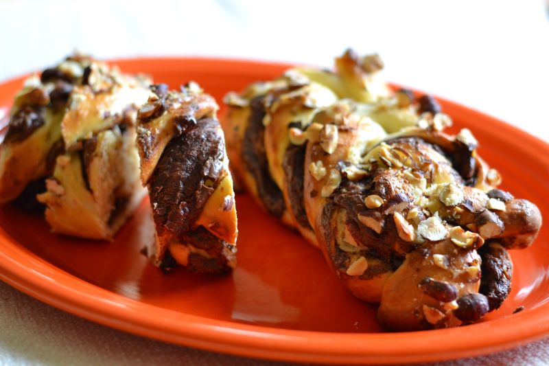 I can totally make that Favorite Friday Recipe Nutella Challah Bread