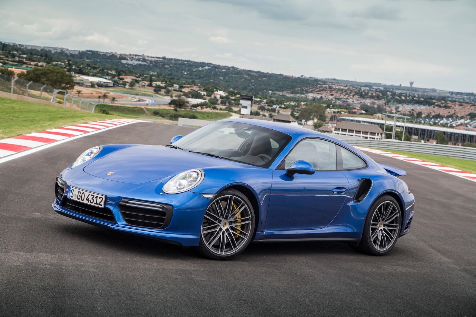 Porsche 991 РіРѕР»СѓР±РѕР№ 2021