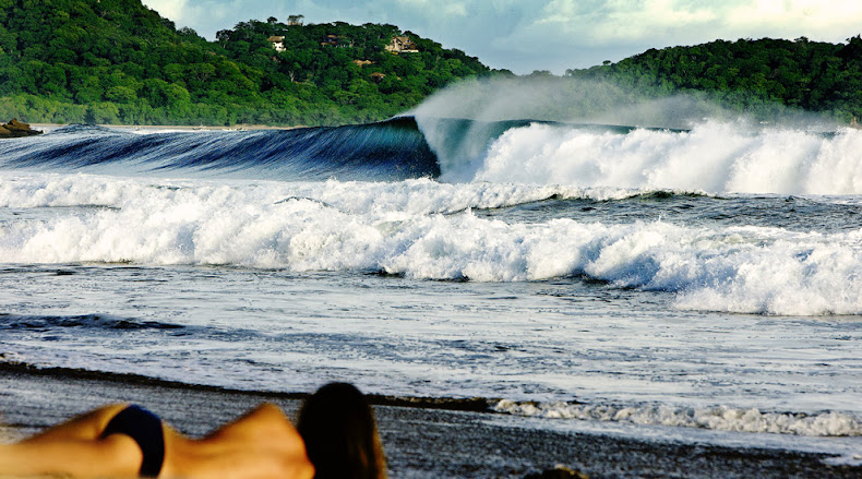 surfing nicaragua