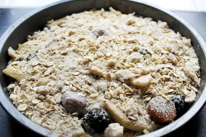 recipe; cooking; dessert; crumble; apple crumble; apple and blackberry crumble; snack; cook; chef; blogger recipes;