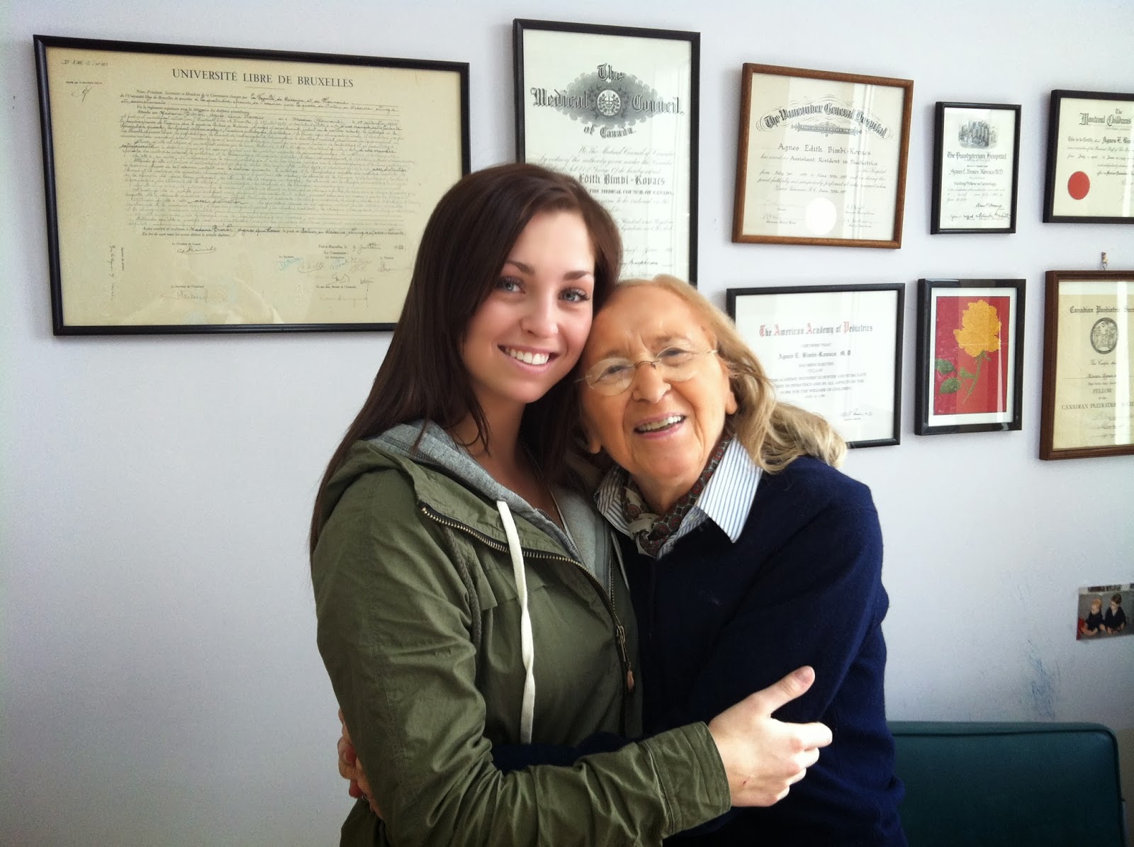 Оленка Пеленка Agnes BimbiKovacs, MD