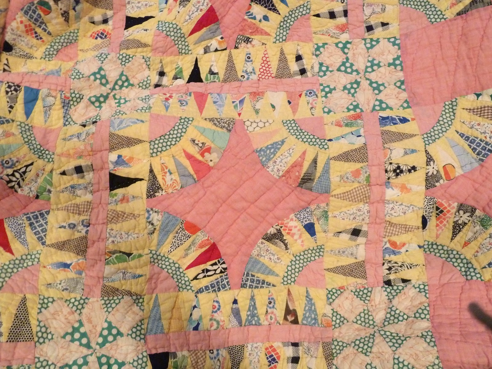 Come Quilt (Sue Garman) Quilts Galore!