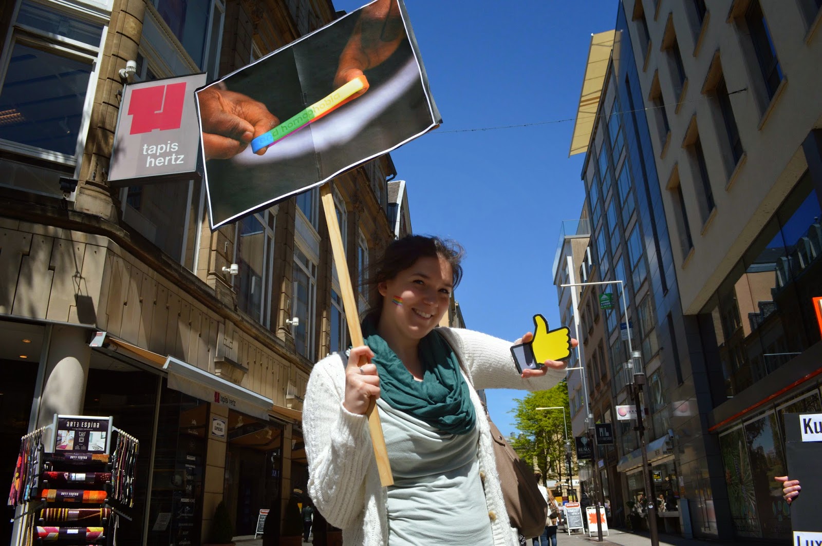 http://amnesty-luxembourg-photos.blogspot.com/2014/04/contre-lhomophobie.html
