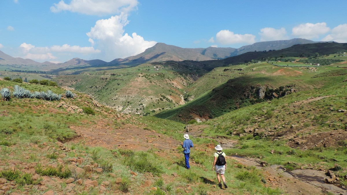 Travel with Kevin and Ruth!: Our first hike in Lesotho!