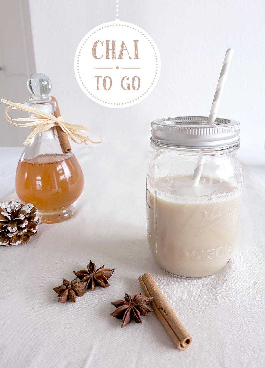 Almond chai latte mit Chai sirup Almond chai latte mit Chai sirup