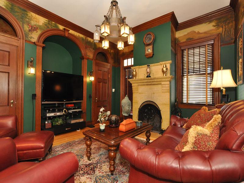 Modern parisian classic interior apartment Old World, Gothic, and Victorian Interior Design: Victorian and Gothic