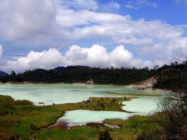 7 Tourist Attraction In Garut City That Suitable For Your Family Holiday 7 Tourist Attraction In Garut City That Suitable For Your Family Holiday