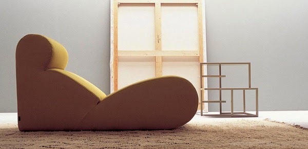 The chair in your own way: relaxing on chaise longue