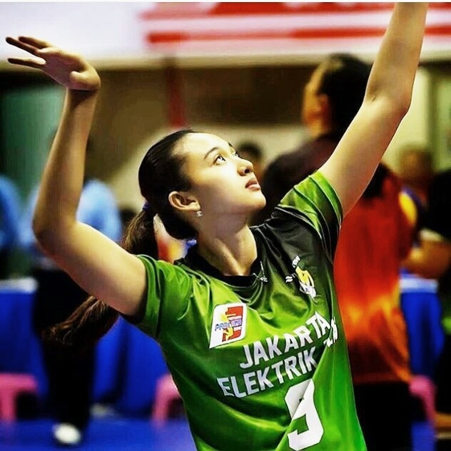 Atlet Bola Voli Wanita Tercantik dan Terseksi di Indonesia