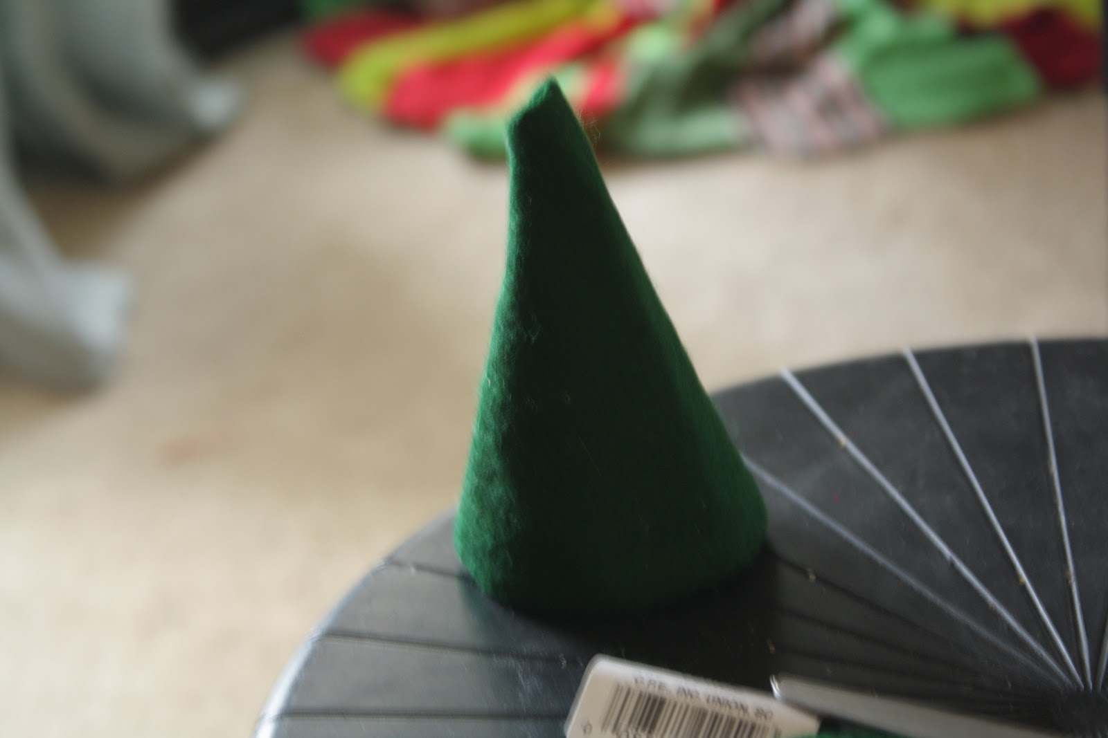 Little Red Lily 12 Projects Tree Topper