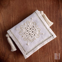 Lady's Smock Mini Pouch Lady's Smock Mini Pouch