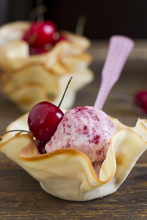 Tulipas y helado de cerezas