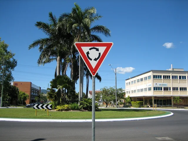 roundabout-australia オーストラリアのラウンドアバウト