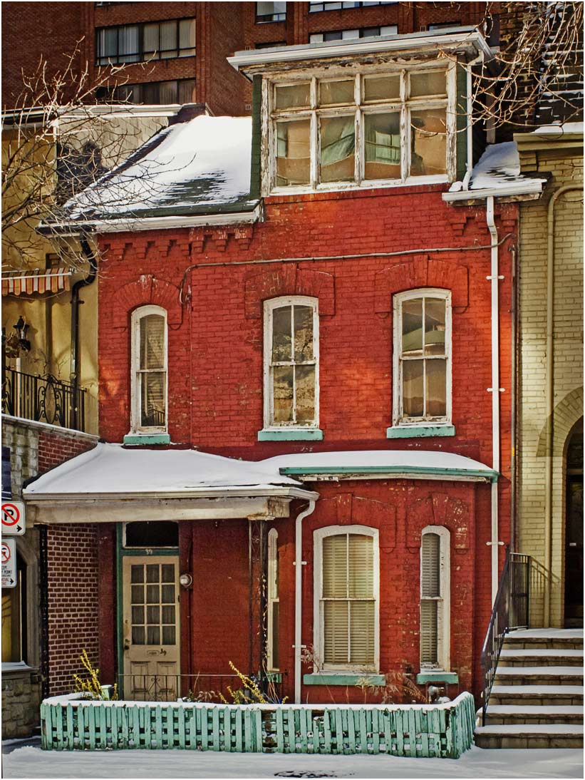 Silverpixel OLD HOUSE, ELM STREET, TORONTO