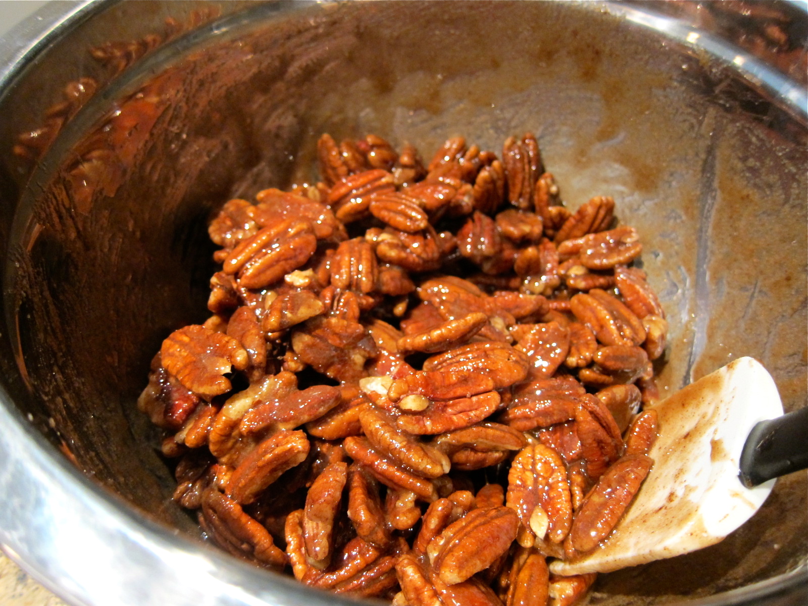 Saleena Brown Sugar and Cinnamon Pecans