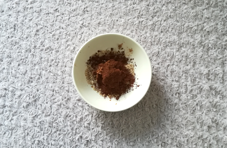 Des Energy Balls : Collation saine et pleine d'énergie mixer les dattes