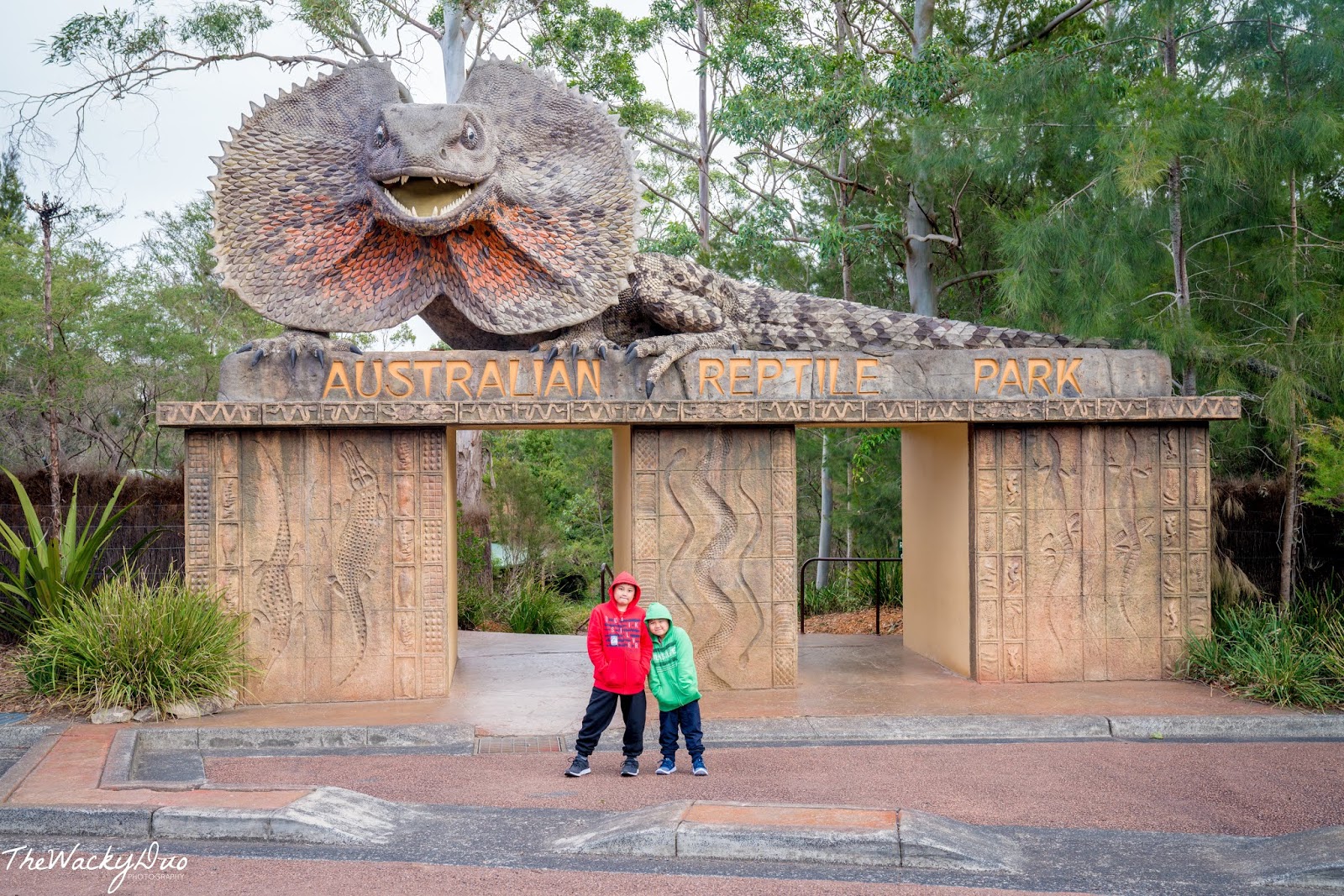 Australian Reptile Park Sydney Review - TheWackyDuo.com - Singapore