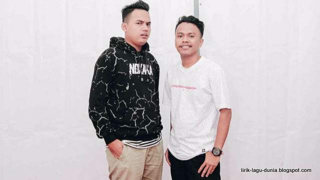 Lirik Lagu Ndx A K A Yowes Lirik Lagu Dunia