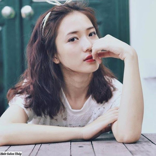 Tóc ngắn uốn bính toc ngan uon binh