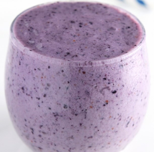 Blueberry Banana Protein Smoothie Blueberry Banana Protein Smoothie
