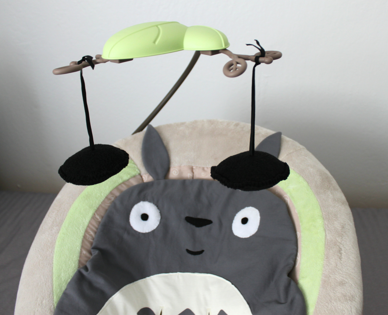 Cation Designs: The Geekiest Baby: Totoro-Themed Bouncer