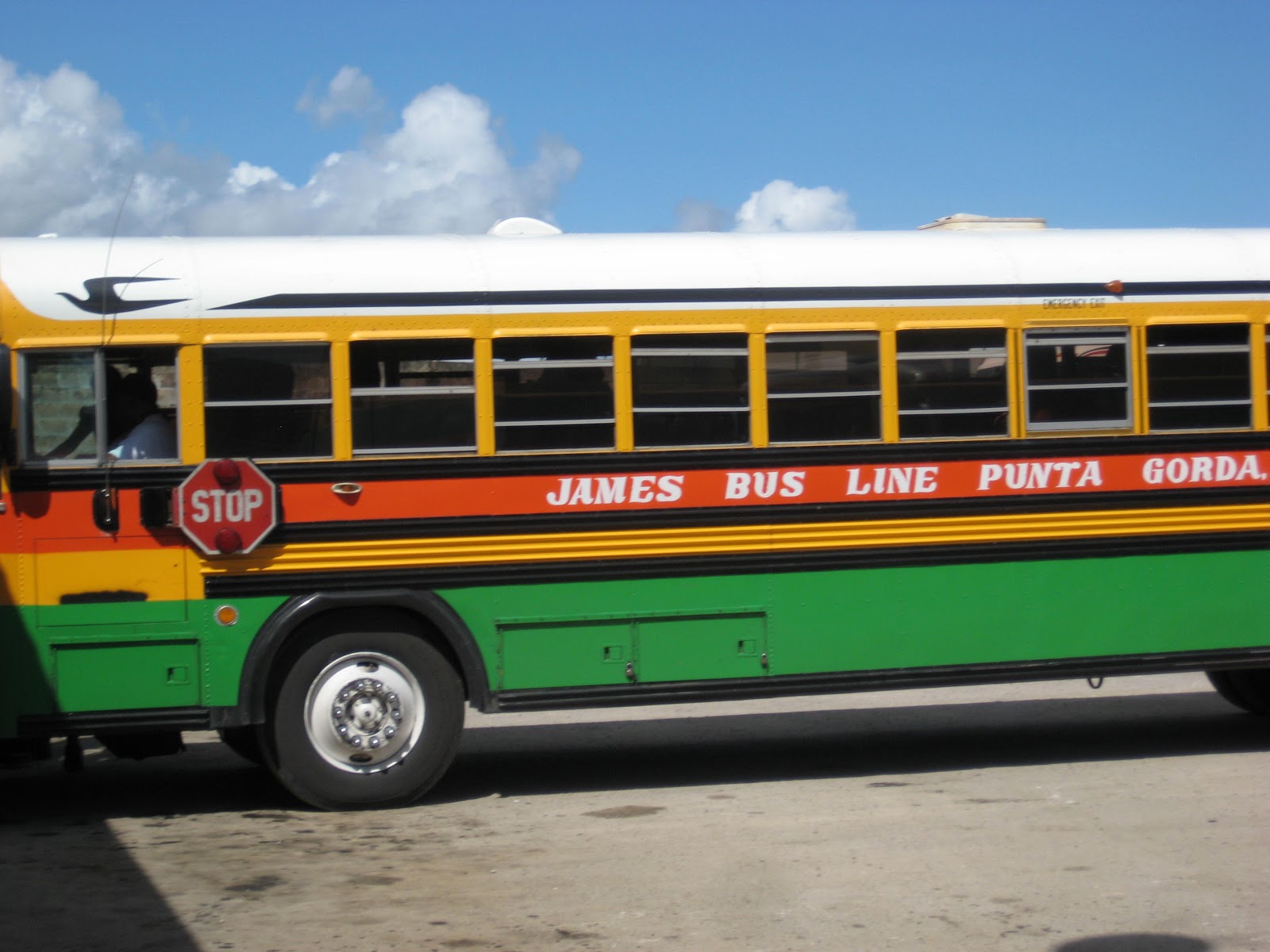 A Guide Travelling from Cancun, Mexico to Belize for Many Budgets