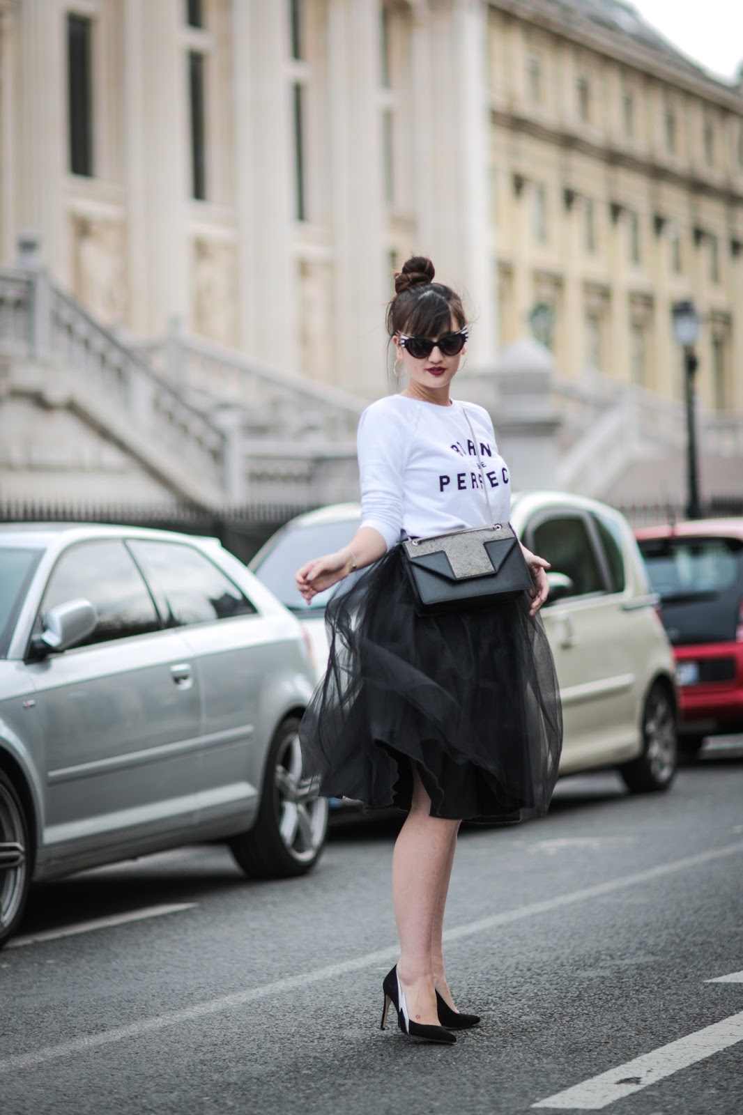 Tulle skirt, Parisian Fashion blogger, look, chic, style, paris, meetmeinparee, how to wear a tulle skirt