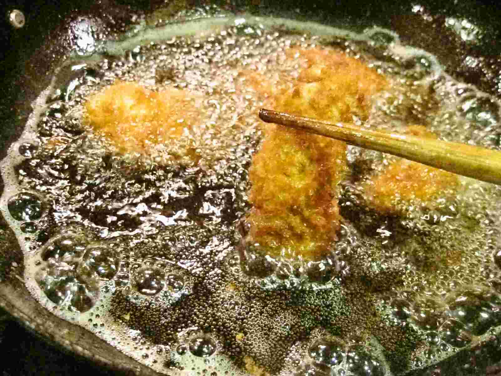 Recipes for Tom Kaki furai / panko deepfried oysters