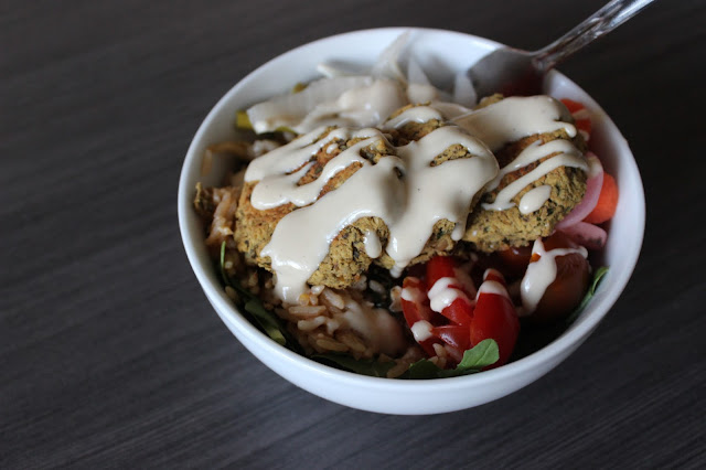 Baked Falafel Bowls with Tahini Sauce {Vegan} | A Hoppy Medium