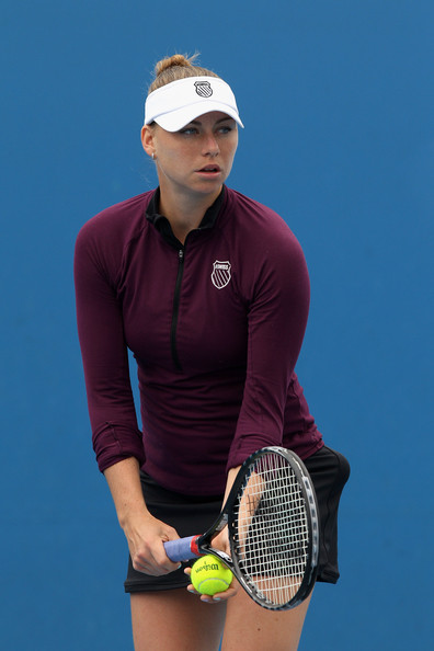 All Sports: Vera Zvonareva Biography&Pics 2011