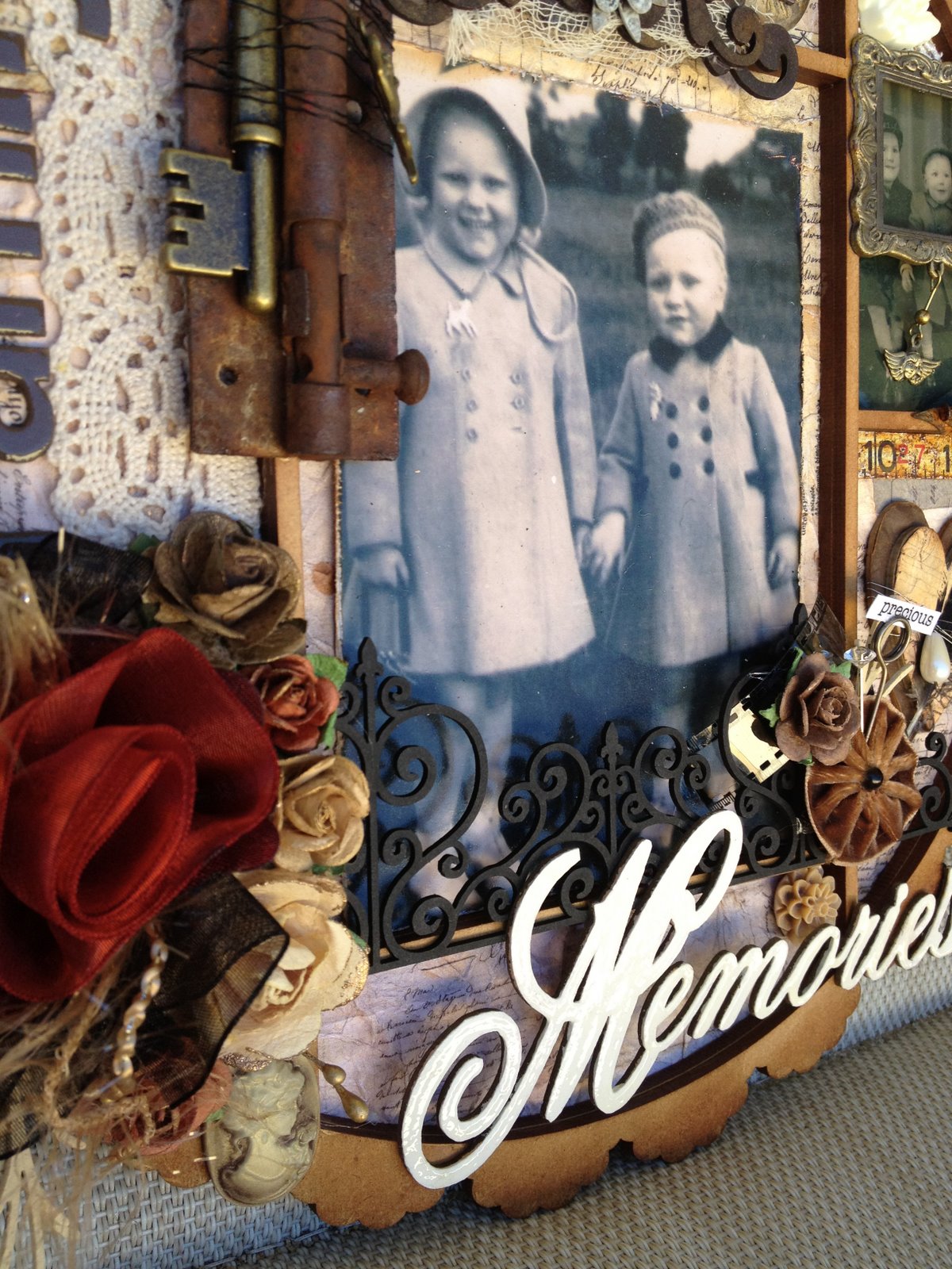 Carol's Paper Pantry Just luvin those round printers trays