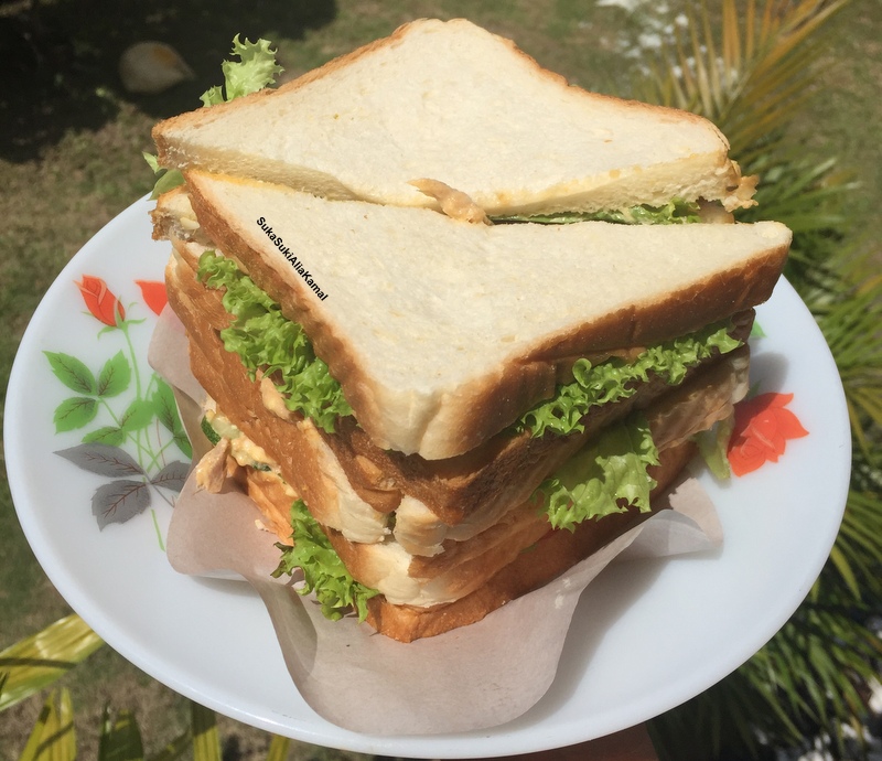 SukaSuki SANDWICH TUNA TELUR