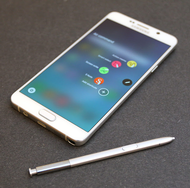 سامسونج تكشف عن هاتفها المرتقب Samsung Galaxy Note 9 بمستشعر بصمة أسفل الشاشة سامسونج تكشف عن هاتفها المرتقب Samsung Galaxy Note 9 بمستشعر بصمة أسفل الشاشة
