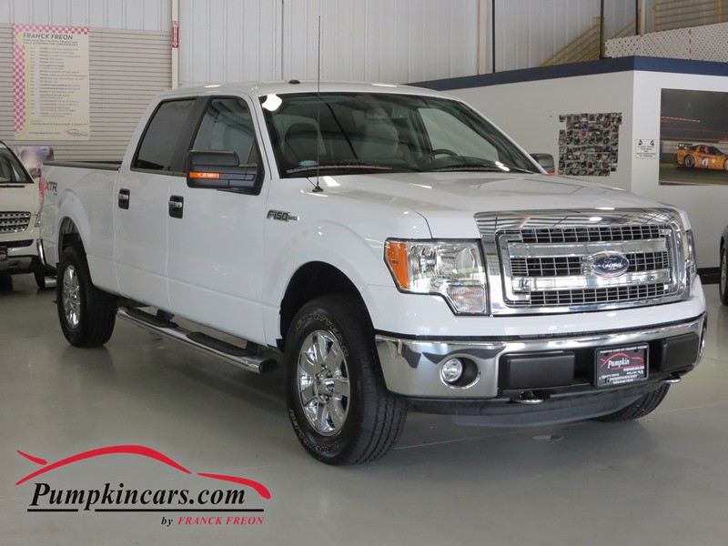 BEAUTIFUL 2014 F150 WITH ONLY 13K MILES!