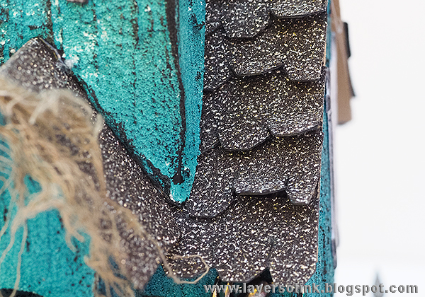 Layers of ink - Halloween Manor House Tutorial by Anna-Karin with Sizzix dies by Tim Holtz.