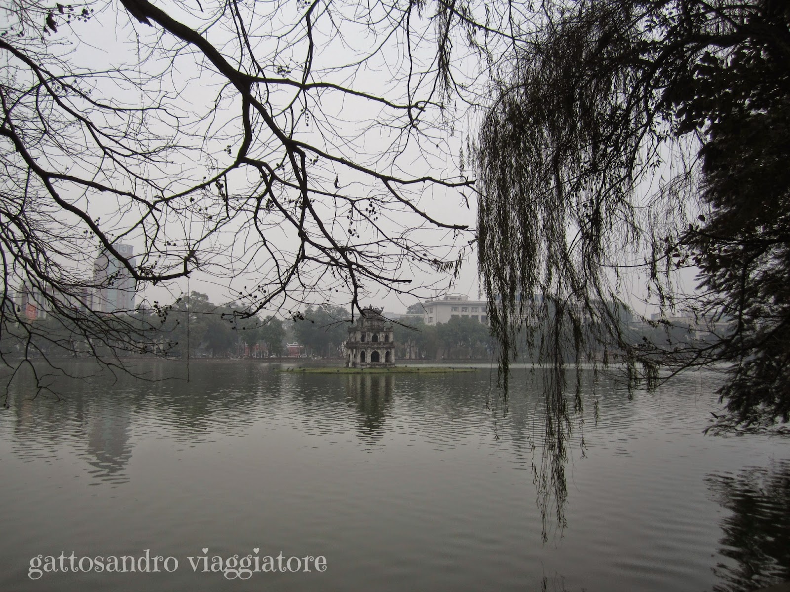 Hanoi Lago Hoan Kiem