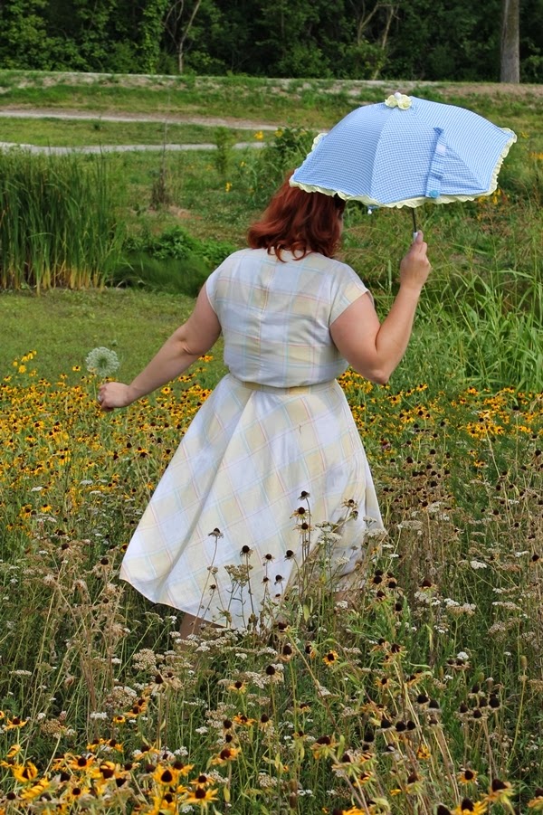 how to make a vintage style parasol from an old umbrella via va-voom vintage