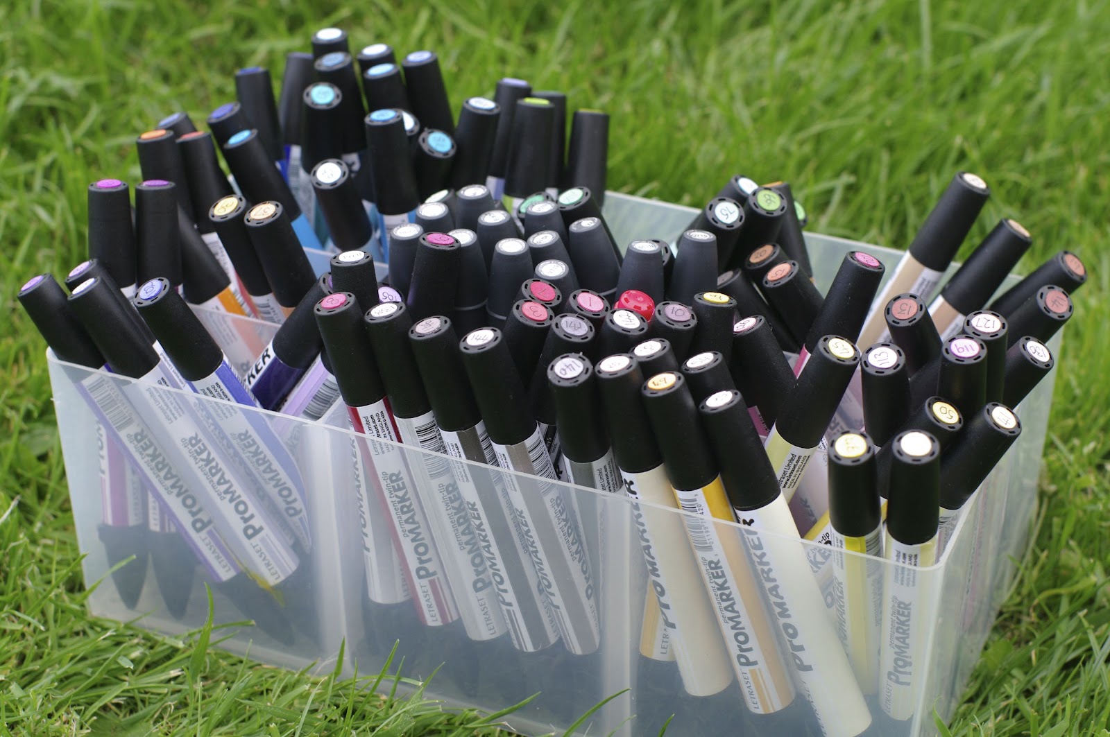 Lynne's Crafty Little Blog: ProMarker Storage