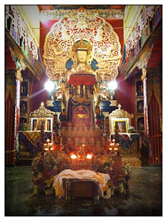 Tenga Rimpoche altar