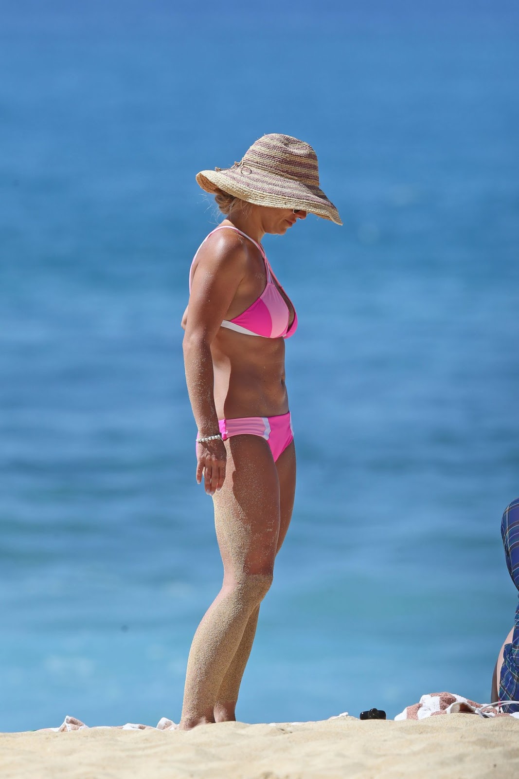 Britney Spears - Pink Bikini Candids in Hawaii